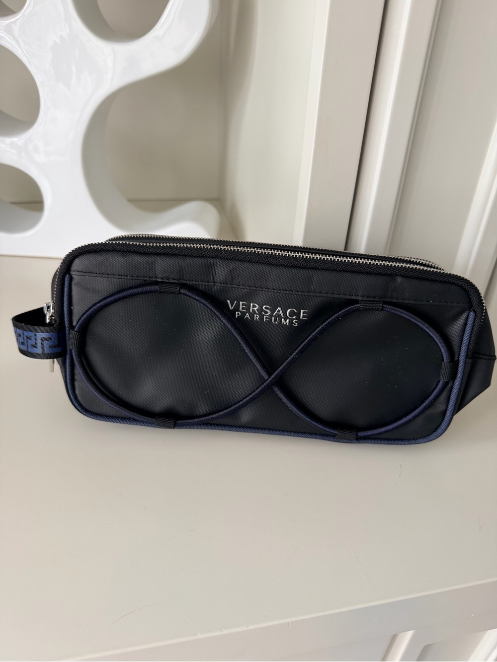 Versace Parfums Black Nylon Mens Travel Toiletry Bag Double Zip Like New